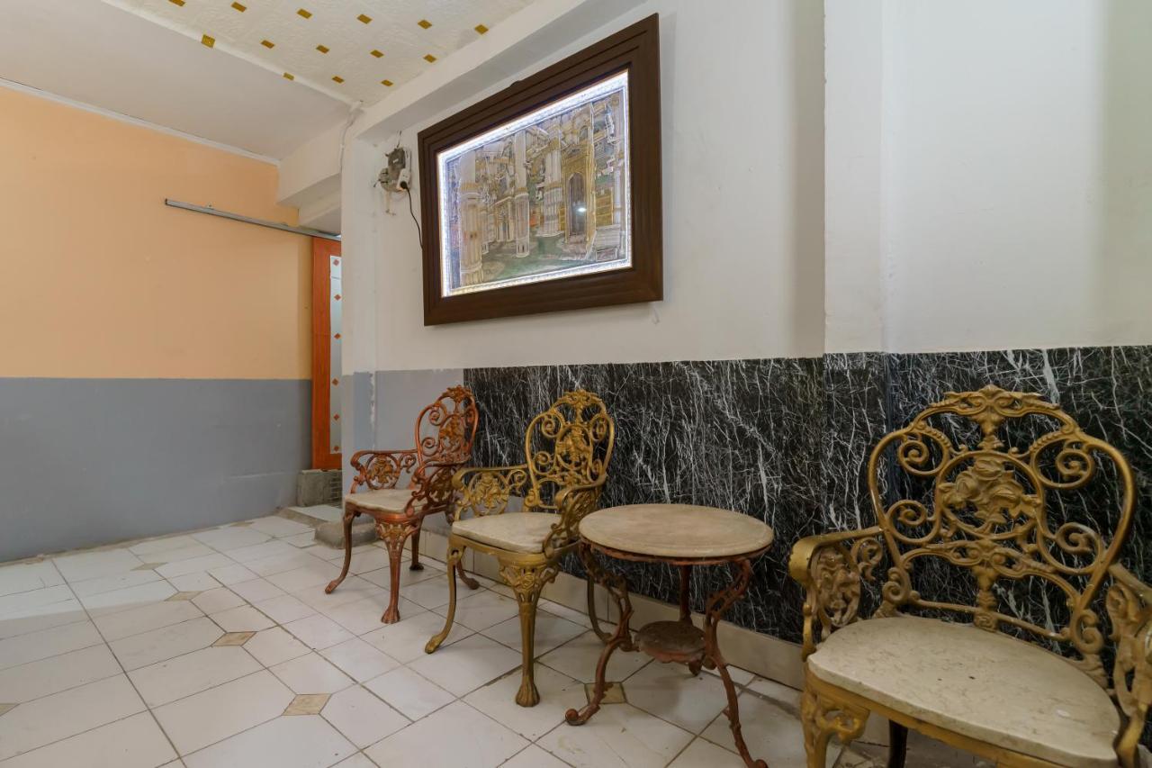 Reddoorz Syariah Near Universitas Borobudur جاكرتا المظهر الخارجي الصورة
